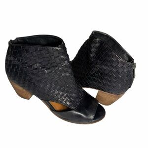Patricia Nash Rosetta Black Woven Italian Leather Heeled Boots Sz 10